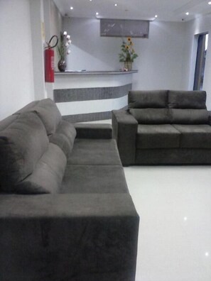 Lobby - Hotel Brasília Park (Novo Gama)