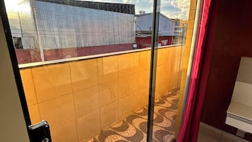 Wi-Fi de cortesia, acesso para cadeiras de rodas