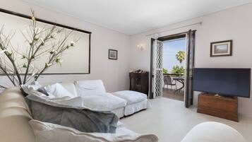 Smart-TV, Stereoanlage, Arbeitsbereiche, Drucker