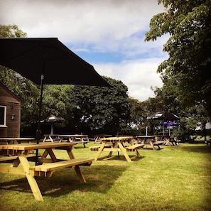 Garden - Five Bells Wickham (Newbury)