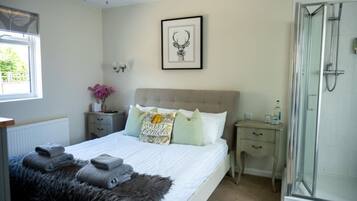 Luxury Double Room, Accessible, Ensuite (Room 1) | Interior