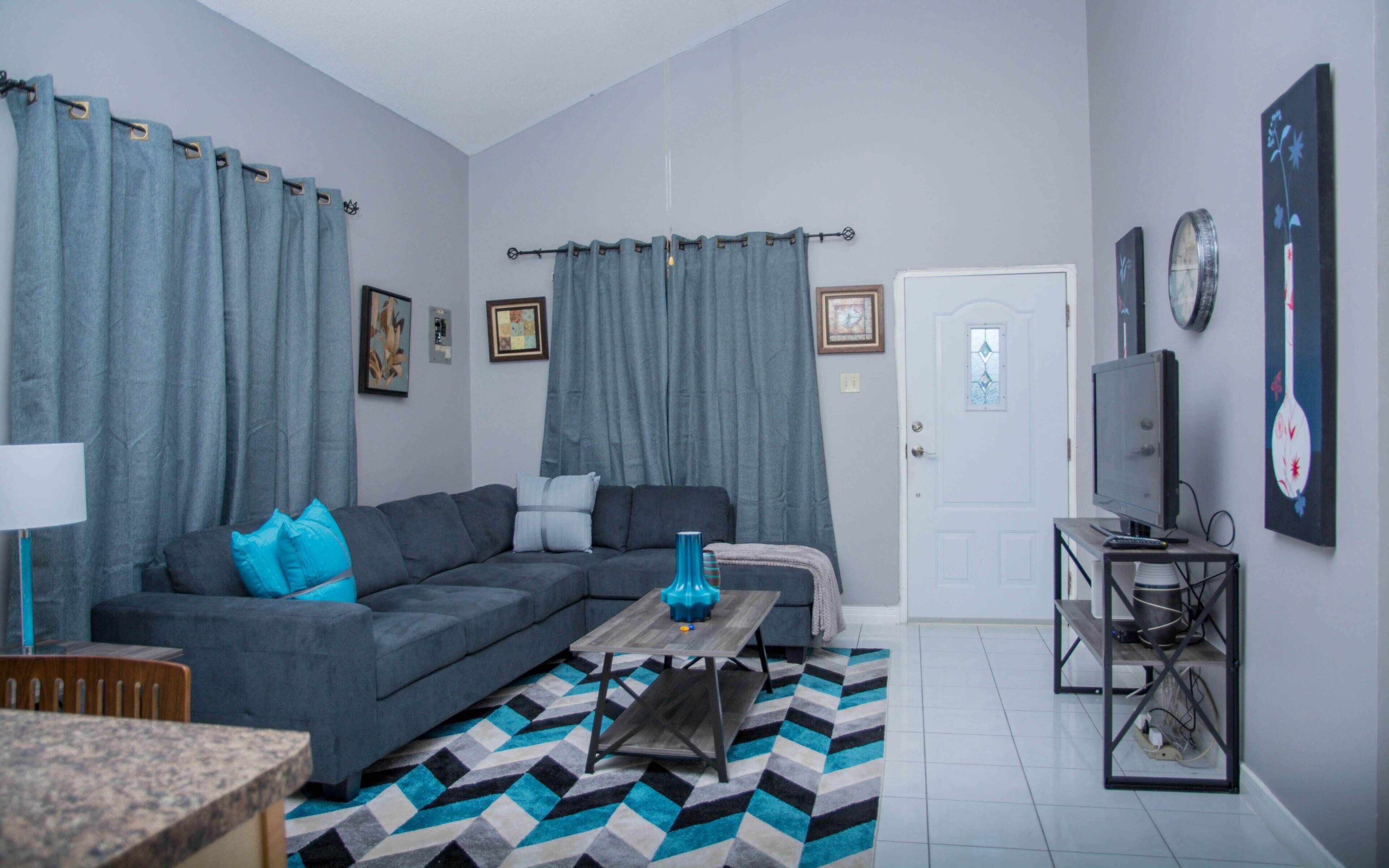 Nhà dành cho gia đình | Phòng khách | TV màn hình phẳng 