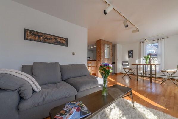 Smart TV, video games, books