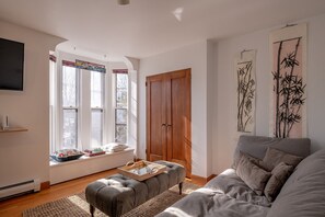 Smart TV, videojuegos y libros 