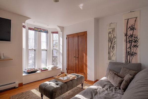 Smart TV, video games, books