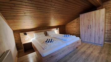 8 Schlafzimmer, Reisekinderbett, kostenloses WLAN