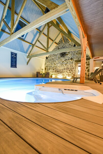 bed and breakfast normandy la brocherie spa indoor pool