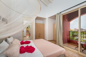 3 bedrooms, in-room safe, iron/ironing board, free WiFi - The Water Villa: Toplocation at the water (kralendijk)
