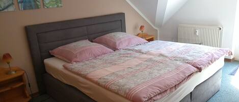 1 bedroom, travel crib, free WiFi, bed sheets