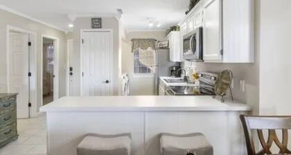 Next to SDC & Table Rock Lake. 2 Beds 2 Baths. 20ft Patio. Full Size Kitchen.