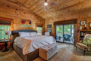 4 bedrooms, free WiFi, bed sheets