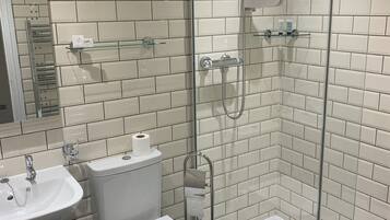 Standard Twin Room, Ensuite | Bathroom