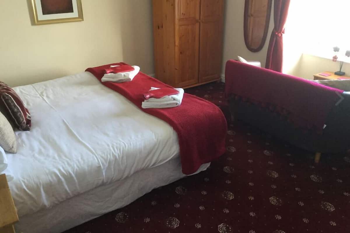 Standard Double Room, Ensuite