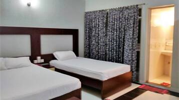 Premier Room, 1 Bedroom, Private Bathroom, Hill View | Premium bedding, down comforters, pillowtop beds, individually decorated