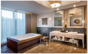 Shower, jetted bath, hair dryer, towels