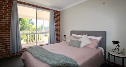 Duncan by the beach - Family holiday home in great location!