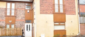 Private Bedrooms, Ground Fl, Limited Parking/wifi