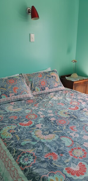 3 Schlafzimmer, Bügeleisen/Bügelbrett, Reisekinderbett, Bettwäsche