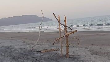 Beach nearby, sun loungers