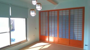 Phòng 4 Junior | Màn/rèm cản sáng, bộ trải giường 