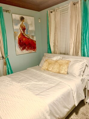 1 室のベッドルーム、セーフティボックス (室内)、アイロン / アイロン台、WiFi