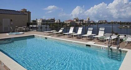 Gran alquiler estacional en Vanderbilt Beach!