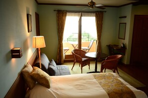 标准双床房, 海景 | 办公桌