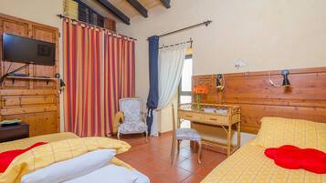 5 habitaciones, tabla de planchar con plancha y wifi gratis