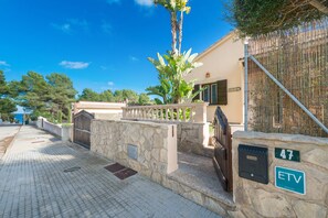 Property grounds - ALGA MARINA - Fantastic house with a beautiful terrace and with the beach of Son Serra de (Santa Margalida)