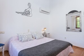 3 bedrooms, iron/ironing board, free WiFi, bed sheets - ALGA MARINA - Fantastic house with a beautiful terrace and with the beach of Son Serra de (Santa Margalida)