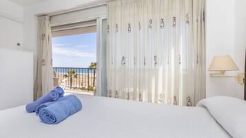 4 slaapkamers, een strijkplank/strijkijzer, gratis internet