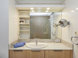 Hair dryer, towels - Torremar Alex by Interhome (Torredembarra)