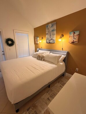 3 bedrooms, in-room safe, iron/ironing board, travel crib