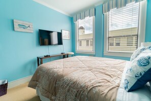 1 habitación, tabla de planchar con plancha, wifi gratis y ropa de cama