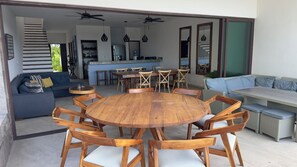 Outdoor dining
