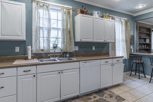 Frigorífic, microones, forn i placa de cuina