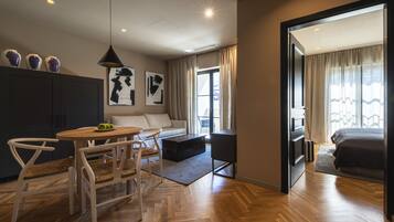 1 bedroom, minibar, in-room safe, individually furnished