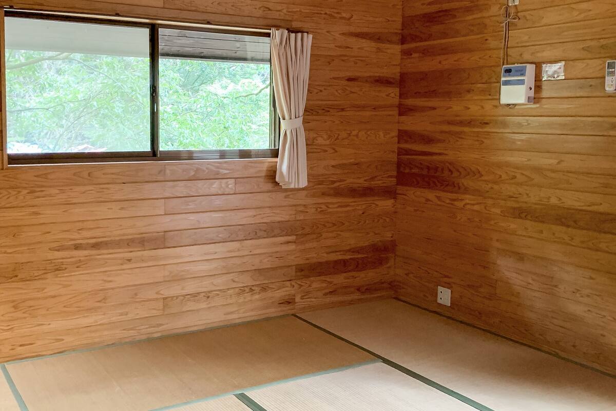 Cottage | Desk