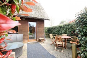 Outdoor dining - DUPLEX WITH TERRACE  (Bonneville-la-Louvet)