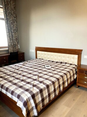 Club Apartment - 3 Bedroom Apartment Leon Muk4B (Odesa)