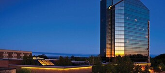 ☀ Lovely Beachside Studio @ The Shores | Deck + Bay Views + Champagne Welcome ➠ 5679