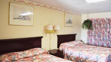 1 bedroom, in-room safe, desk, iron/ironing board