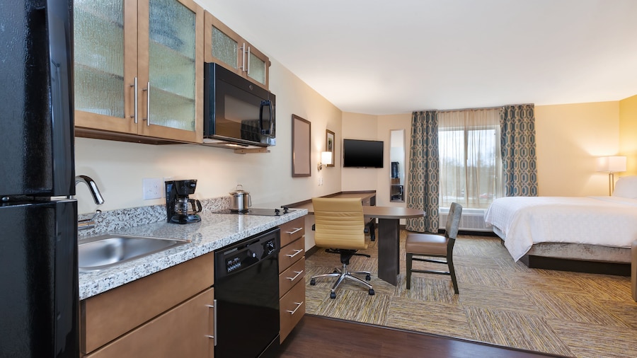 Candlewood Suites Louisville - NE Downtown Area by IHG