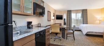Candlewood Suites Louisville - NE Downtown Area by IHG