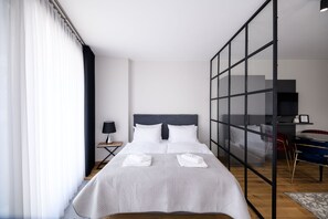 Deluxe Studio Suite