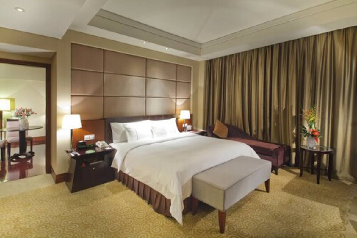 Minibar, in-room safe, desk, blackout drapes