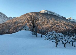 Unclassified image, 2 of 87, button - Holiday home in Tyrol at 1000 m above sea level with garden and barbecue - Haus Alfred Grall (Imsterberg)