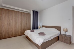 Appartement (1 Bedroom) | 1 chambre, espace de travail pour ordinateur portable