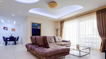 40-tums tv med kabelkanaler