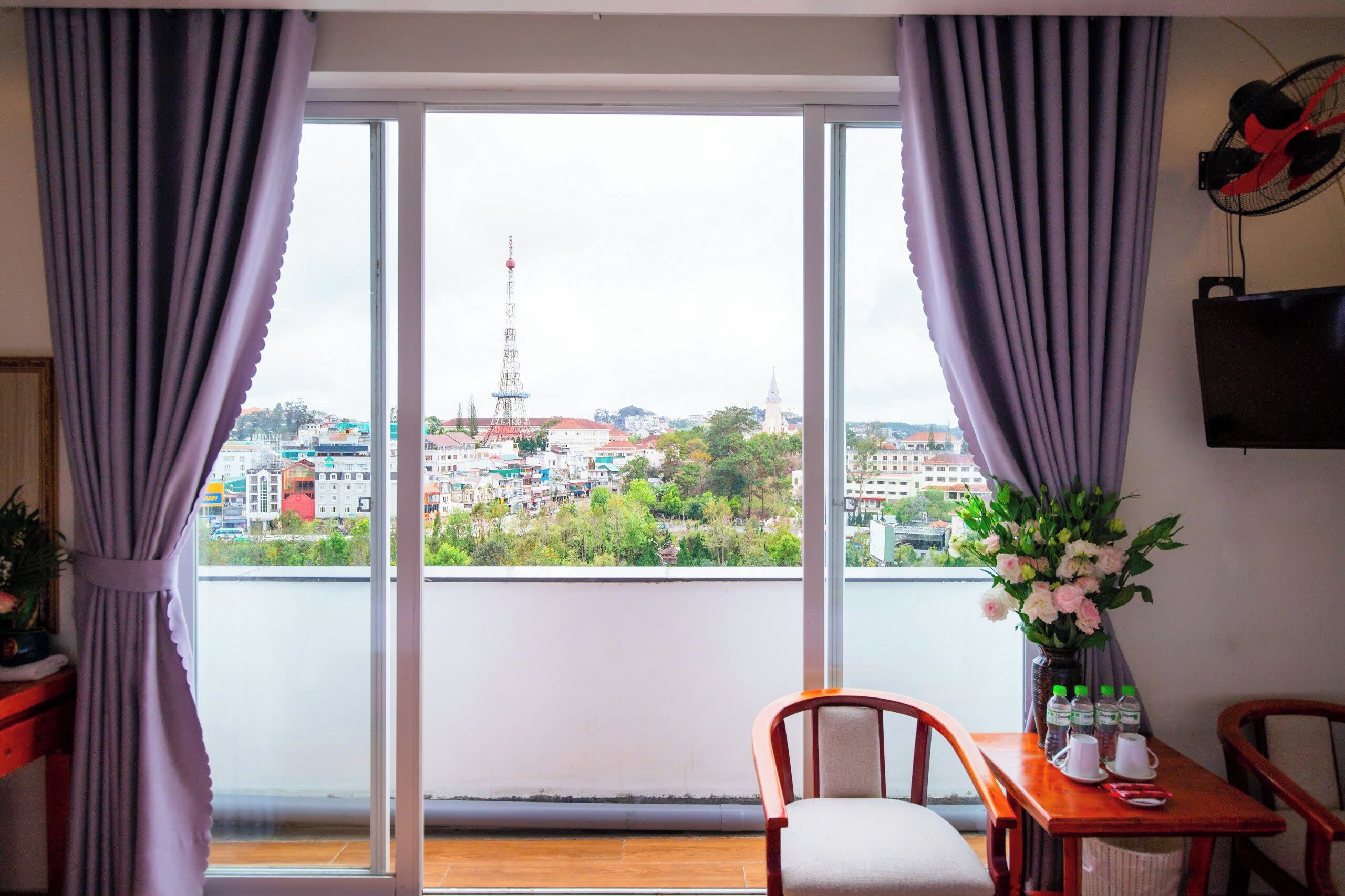 Family Quadruple Room, Lake View | Hypo-allergenic bedding available, minibar, desk, laptop workspace